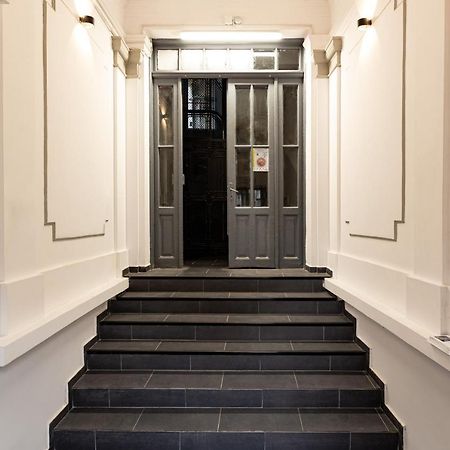 Qult - Misty Night Apartamento Bucareste Exterior foto