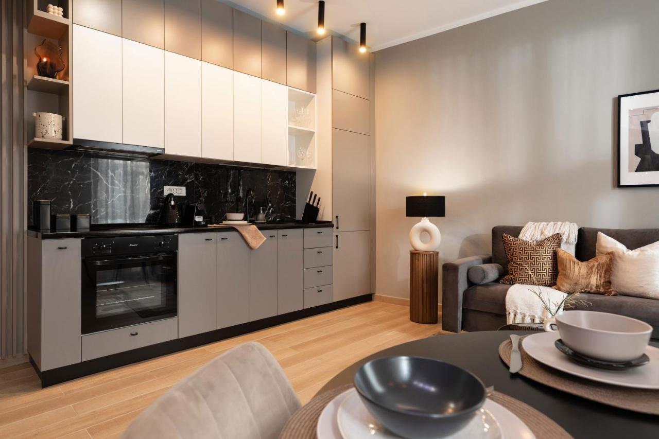 Qult - Misty Night Apartamento Bucareste Exterior foto